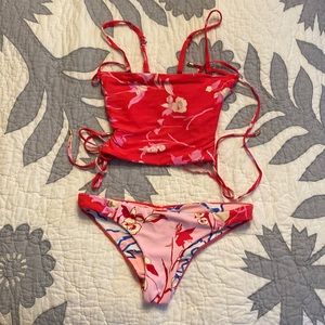 Maaji bikini set with laced sides and removable straps